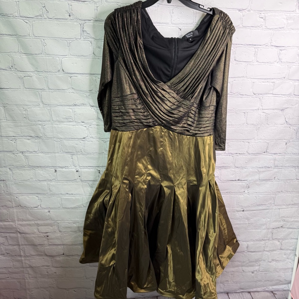 TADASHI Collection Gold Taffeta Pleated Holiday Dress 12